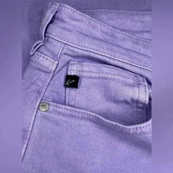 Kancan Zandria Ultra High Rise 90’s Straight Leg Jean size 6/28 in Lavender - Picture 7 of 12